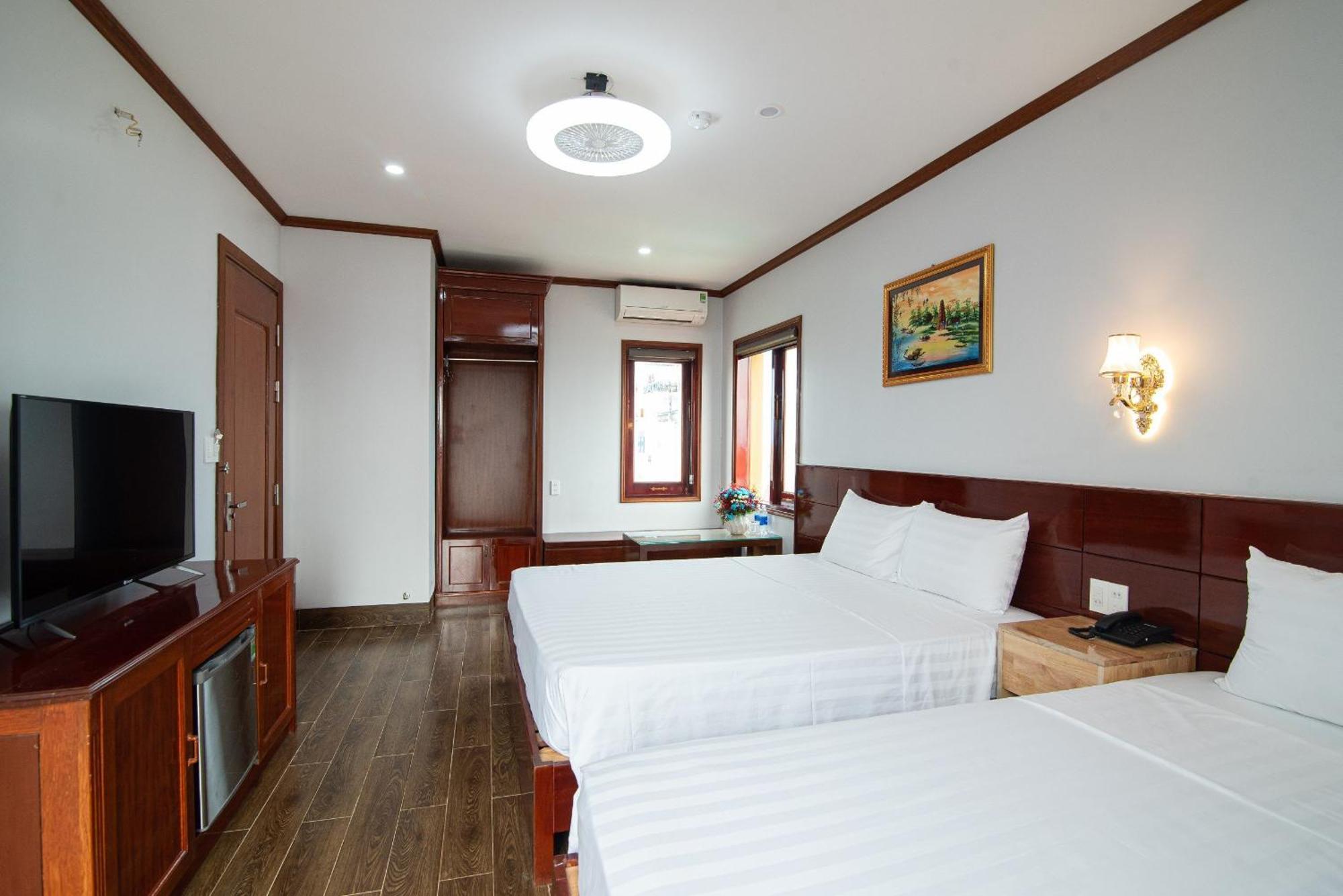 Minh Quang Hotel ด่งเฮ้ย ภายนอก รูปภาพ