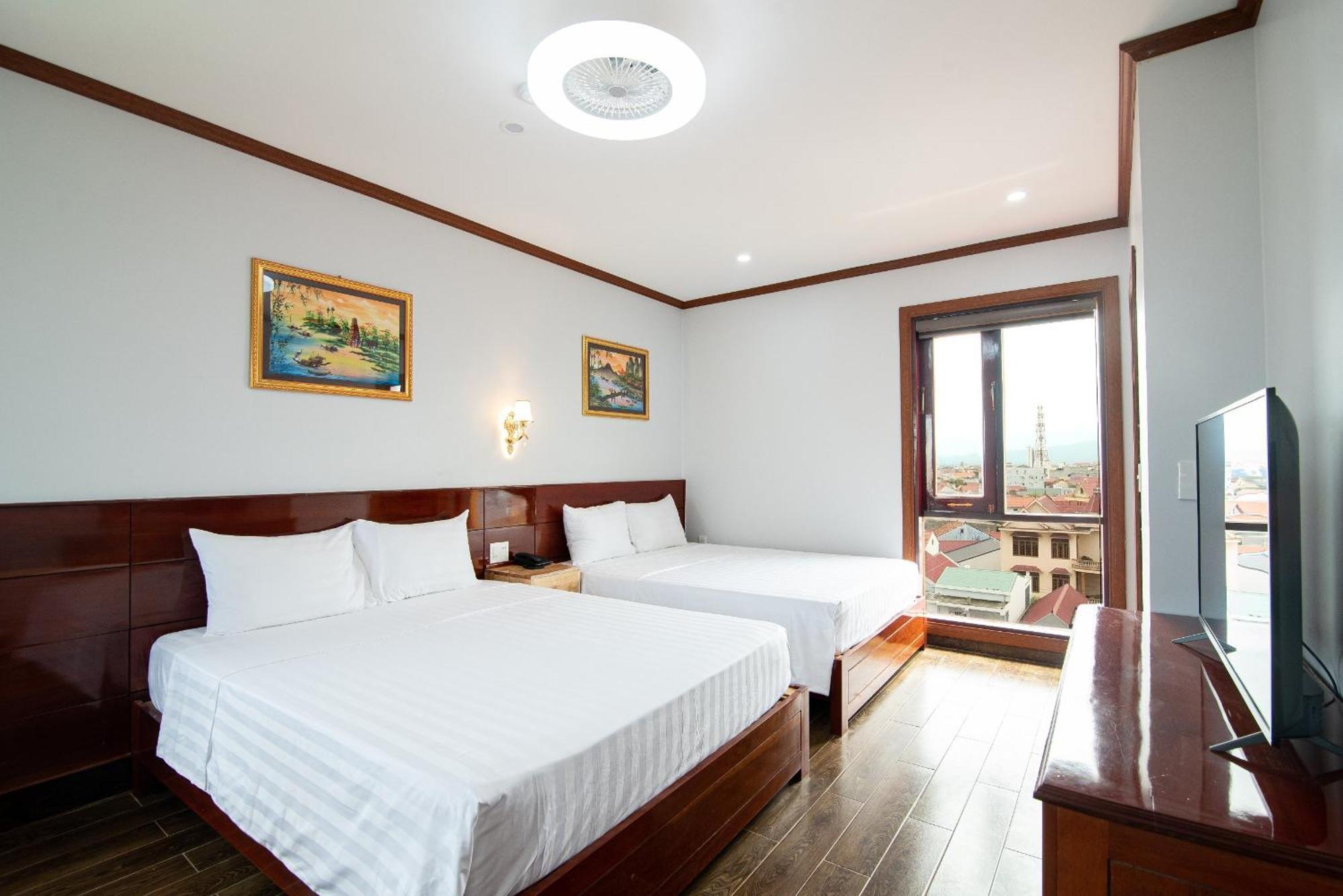 Minh Quang Hotel ด่งเฮ้ย ภายนอก รูปภาพ